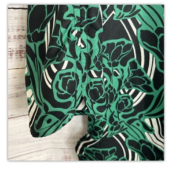J.Crew Top Womens Size 0 Blouse Green 3/4 Sleeve Retro Floral Popover Round Neck - Picture 10 of 12